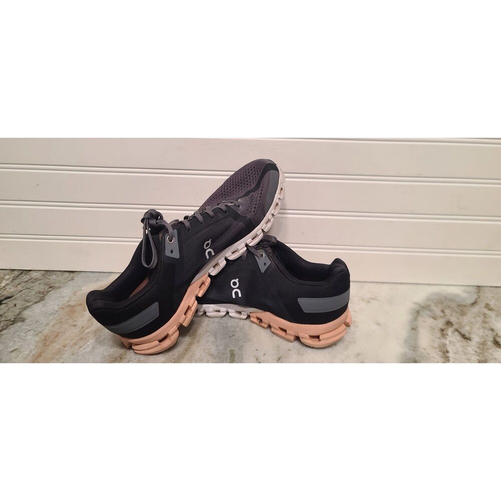On Cloudflow Swiss Engineering Womens Size 8.5 Running Shoes Rock Rose